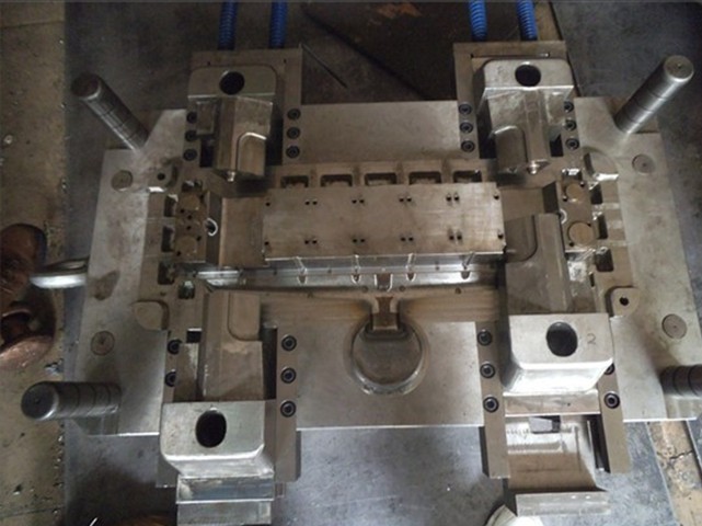 旭錦塑膠模具 旭錦塑膠模具